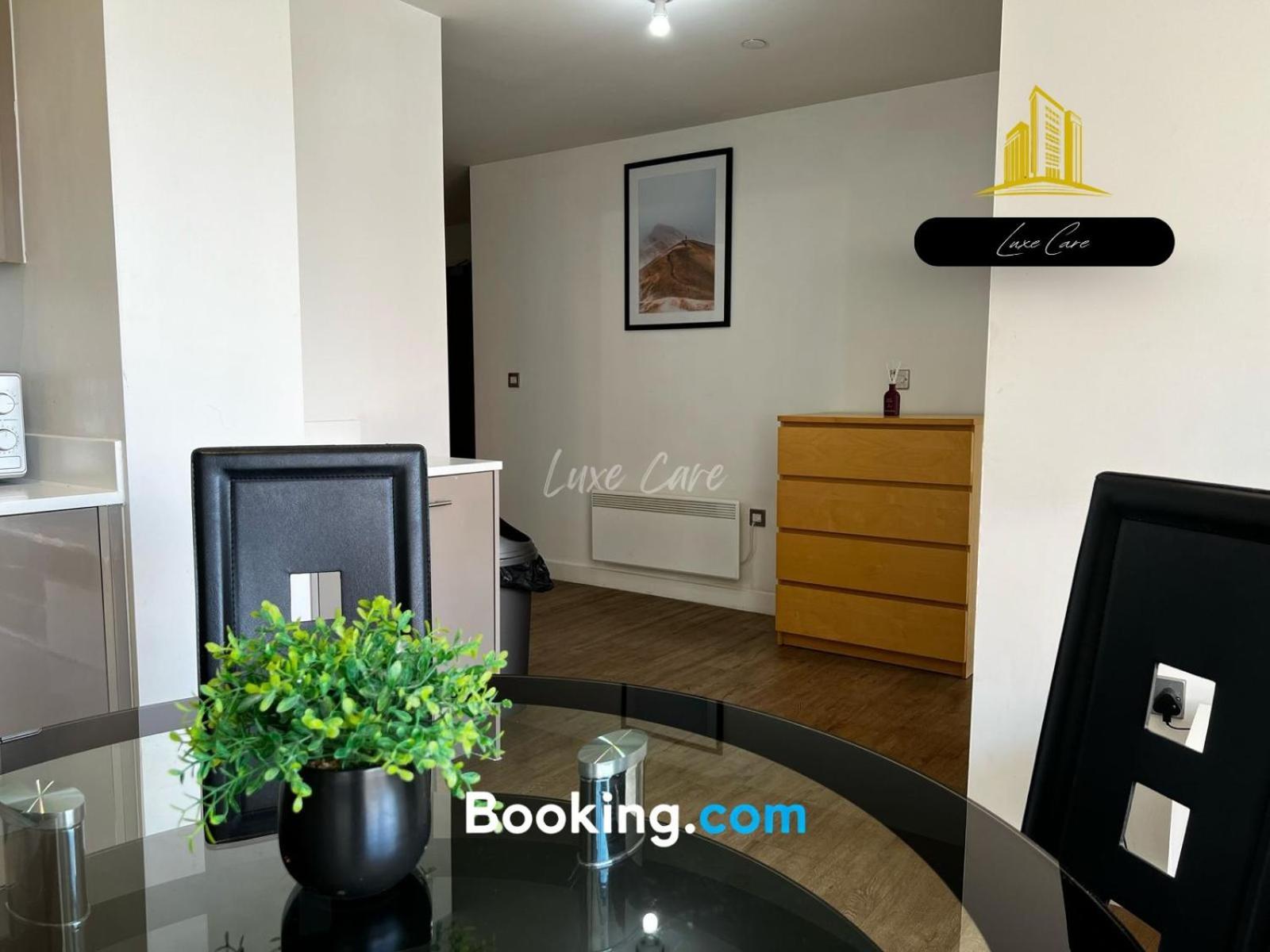Last-Minute Specials L Book It Now L Sleeps Up To 4 L 2 Bed 2 Bath - Gym - Prime Birmingham Location L Jvt Short Lets 外观 照片